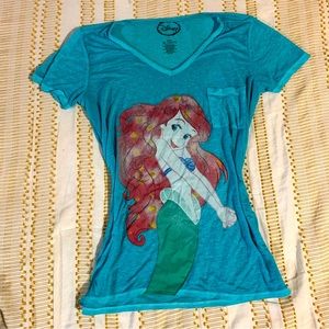 DISNEY Little Mermaid Tee 🧜‍♀️